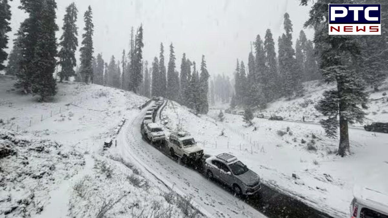 Himachal Pradesh Weather Update : ਬਰਫਬਾਰੀ 'ਚ ਹਿਮਾਚਲ ਜਾਣ ਤੋਂ ਪਹਿਲਾਂ ਜਾਣ ਲਓ ਮੌਸਮ ਦਾ ਹਾਲ; 3 ਹਾਈਵੇਅ ਬੰਦ, 4000 ਲੋਕ ਵਾਹਨਾਂ 'ਚ ਫਸੇ