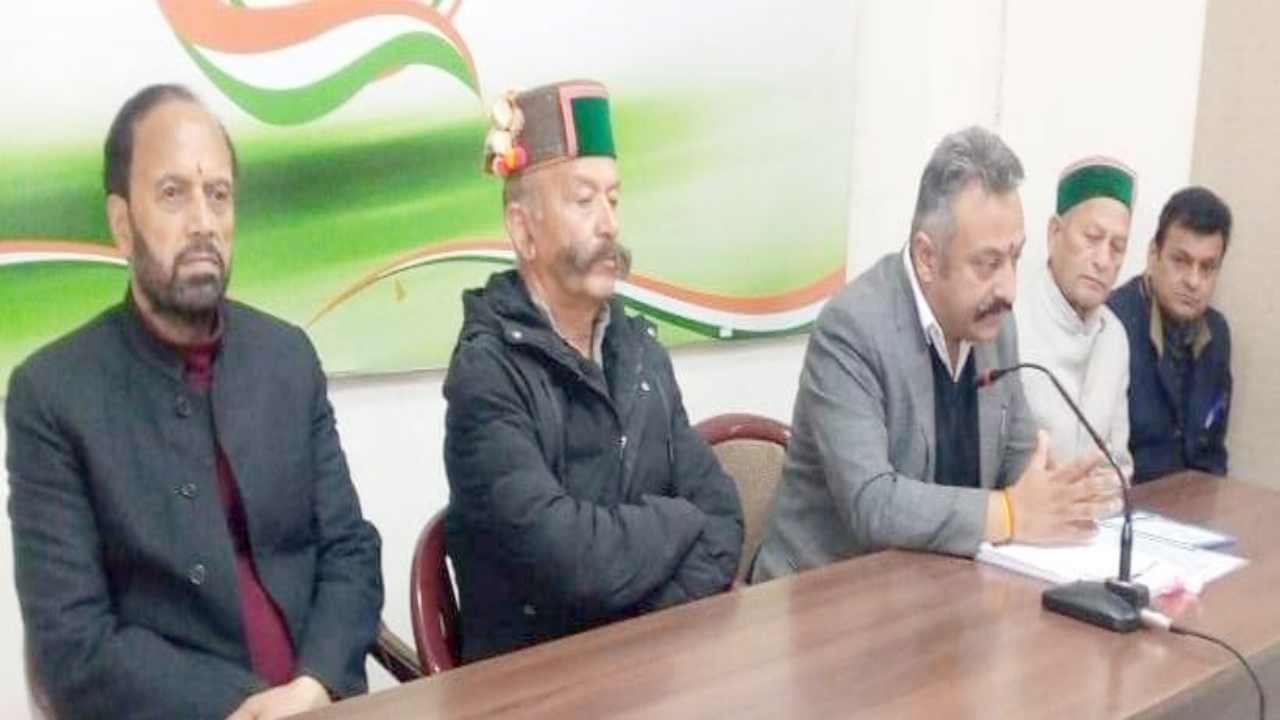 HP News: शिक्षा मंत्री का जयराम ठाकुर पर हमला, बोले- नेता प्रतिपक्ष को नींद में भी CM की कुर्सी आ रही है नजर