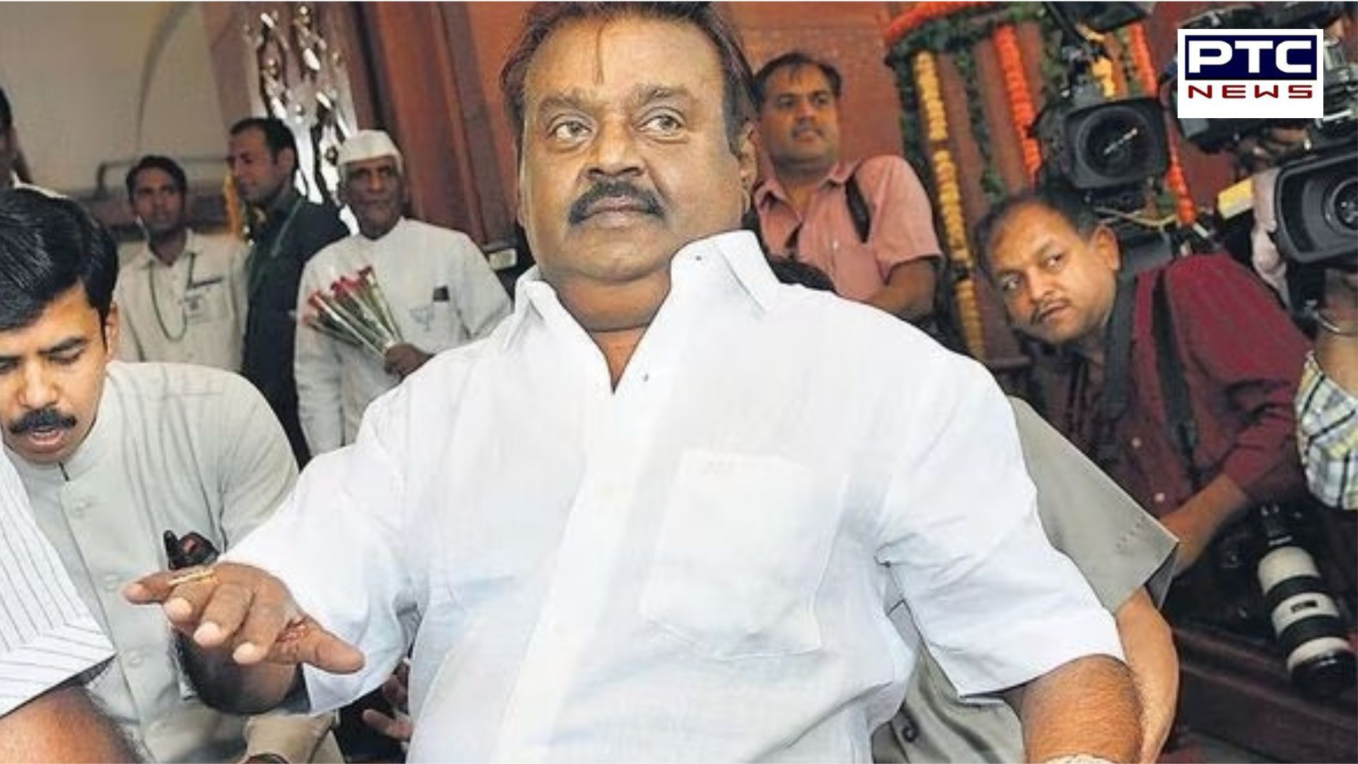 Actor, DMDK chief Vijayakanth dies of Covid in Chennai