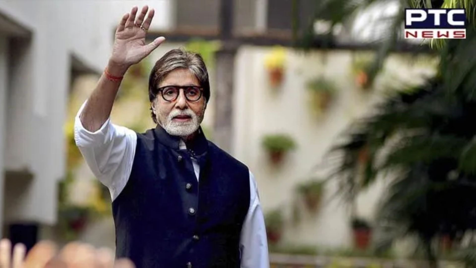 Amitabh Bachchan hospitalised in Mumbai, undergoes angioplasty in leg