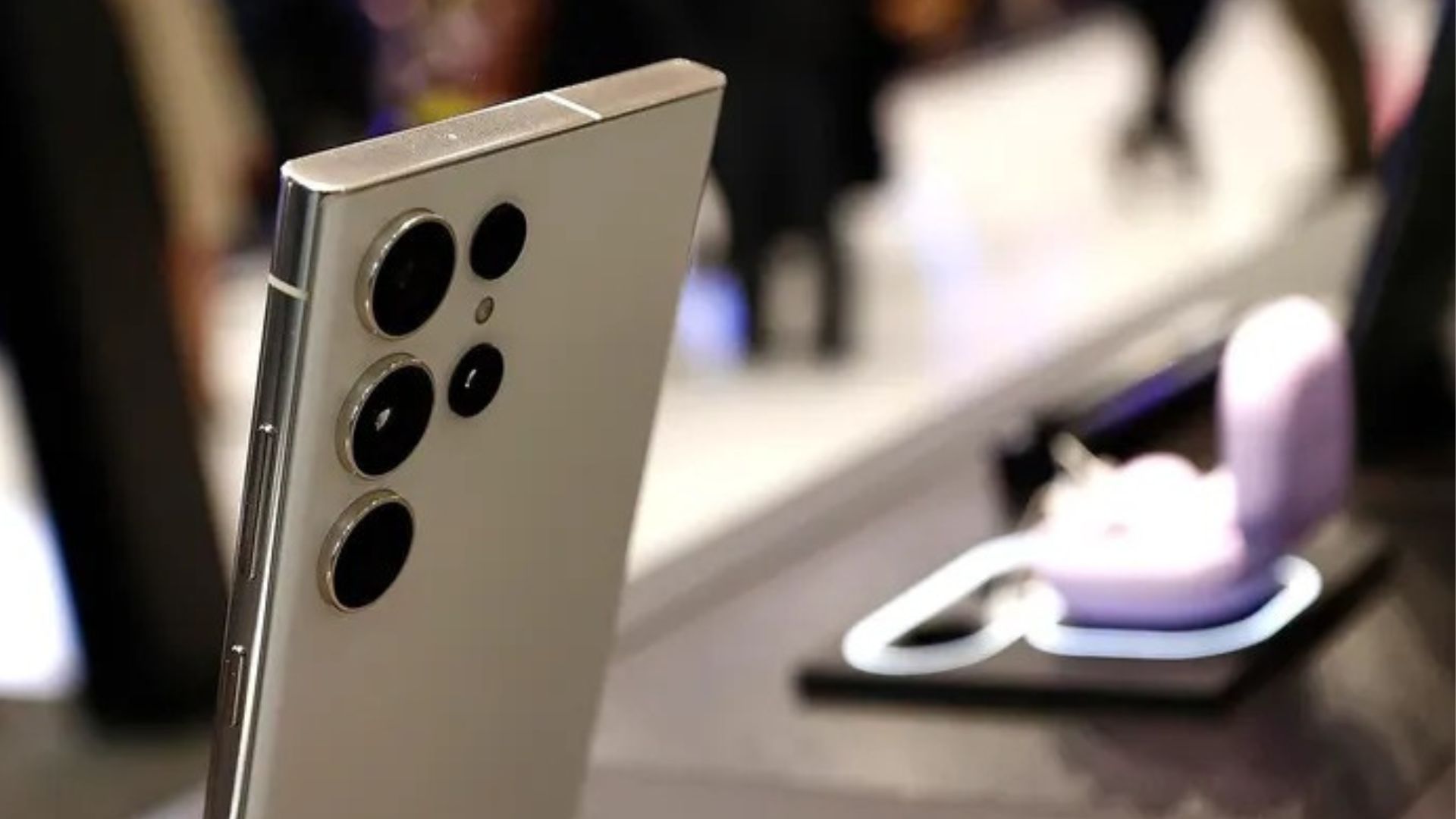 Galaxy S24 Ultra unboxing leaks before Samsung launch!