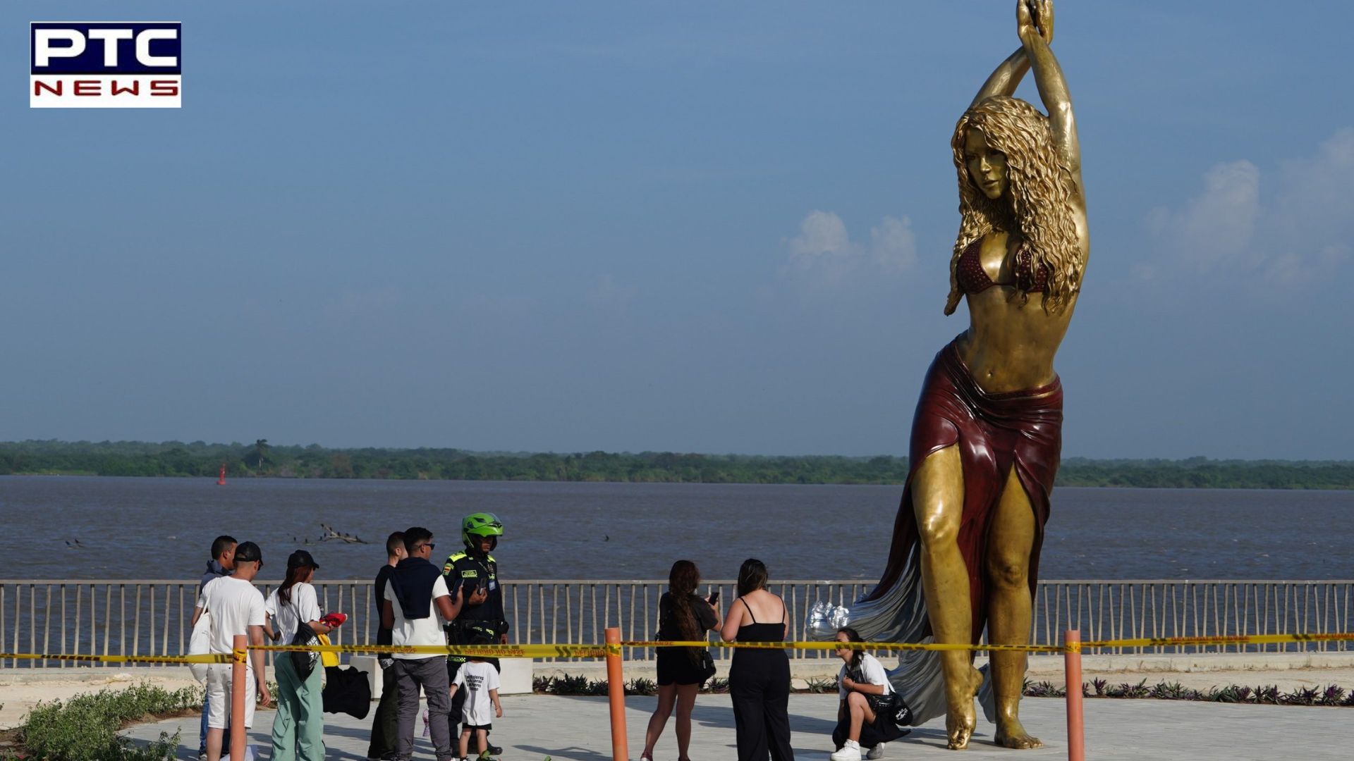 Shakira honoured with 21-foot bronze statue in Colombian hometown