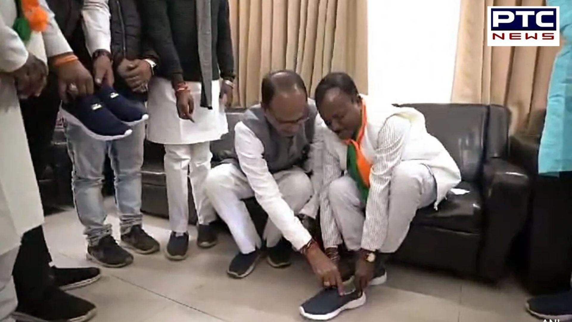 BJP leader ends 6-year barefoot vow as party secures victory in Madhya Pradesh | Watch Video