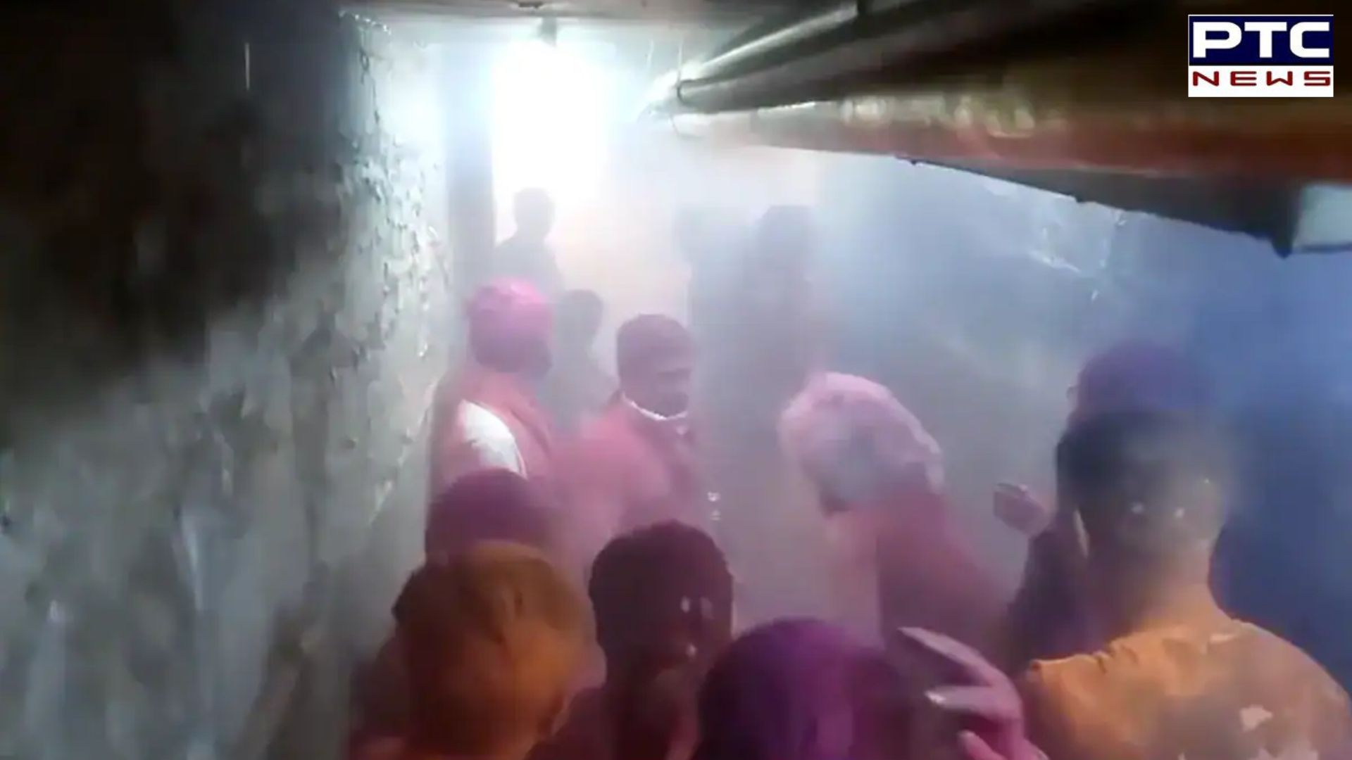 Fire at Ujjain's Mahakaleshwar temple on Holi leaves 13 priests injured
