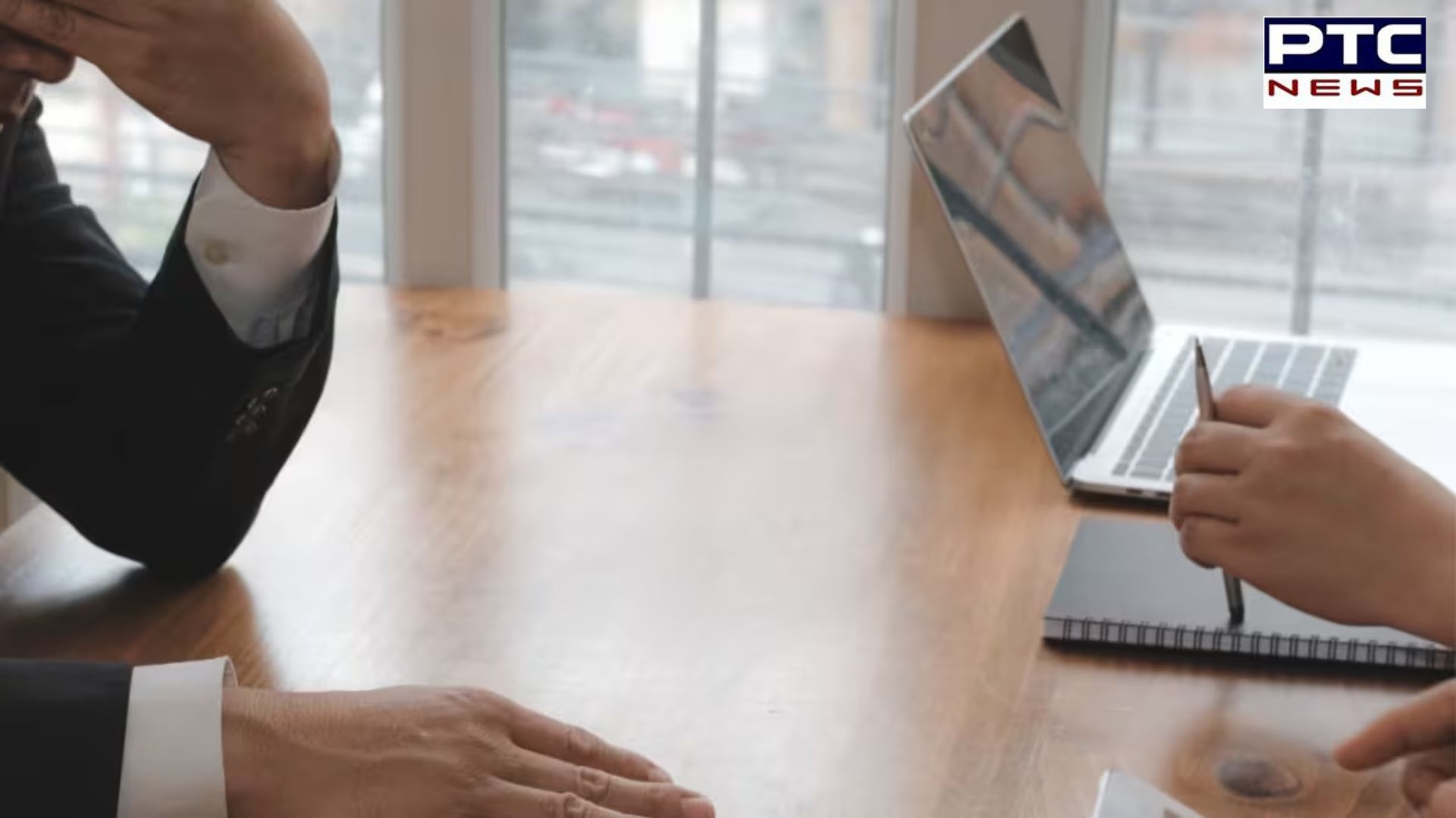 Boss demands sick leave for 8-minute bathroom break, sparks outrage