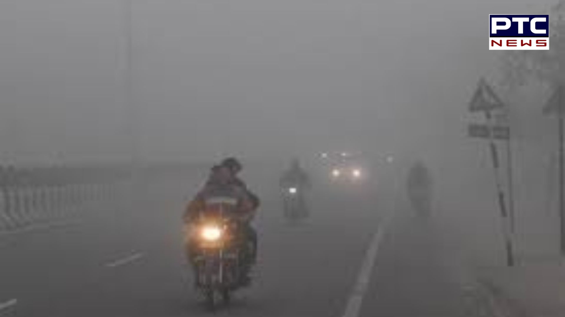 Dense fog engulfs Delhi; 50 flights and 30 trains affected