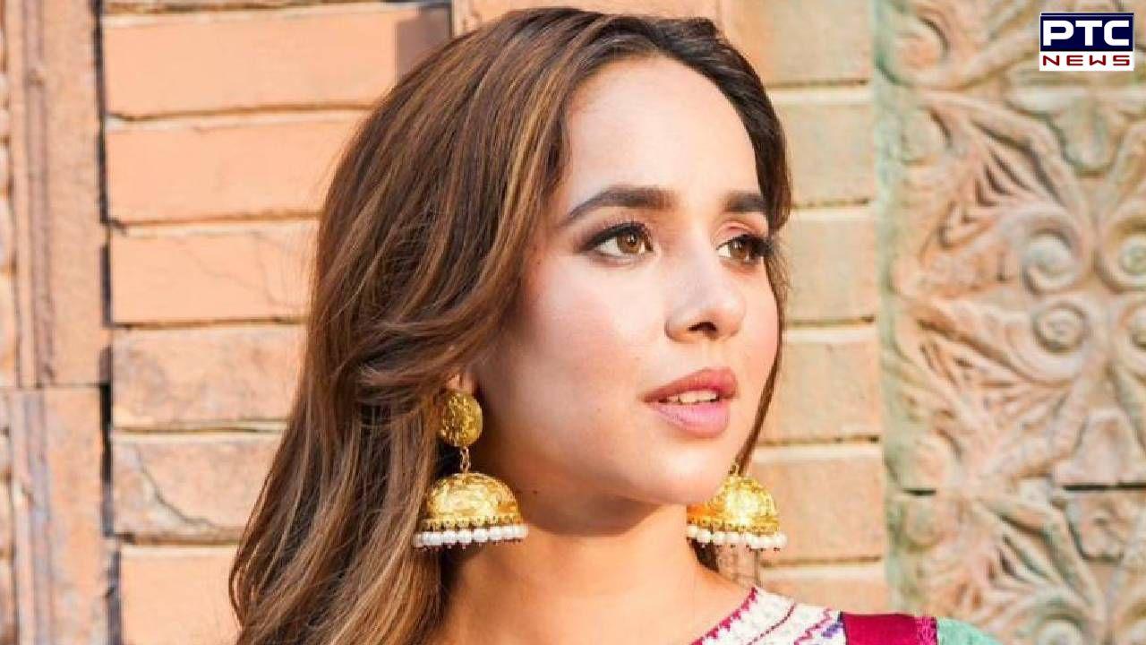 Sunanda Sharma News : ''ਮੇਰੀ ਰੋਟੀ 'ਤੇ ਲੱਤ ਨਾ ਮਾਰੋ...'' ਸੁਨੰਦਾ ਸ਼ਰਮਾ ਨੇ ਬਿਜ਼ਨੈਸ ਕੰਟਰੈਕਟ ਨੂੰ ਦੱਸਿਆ ਝੂਠਾ