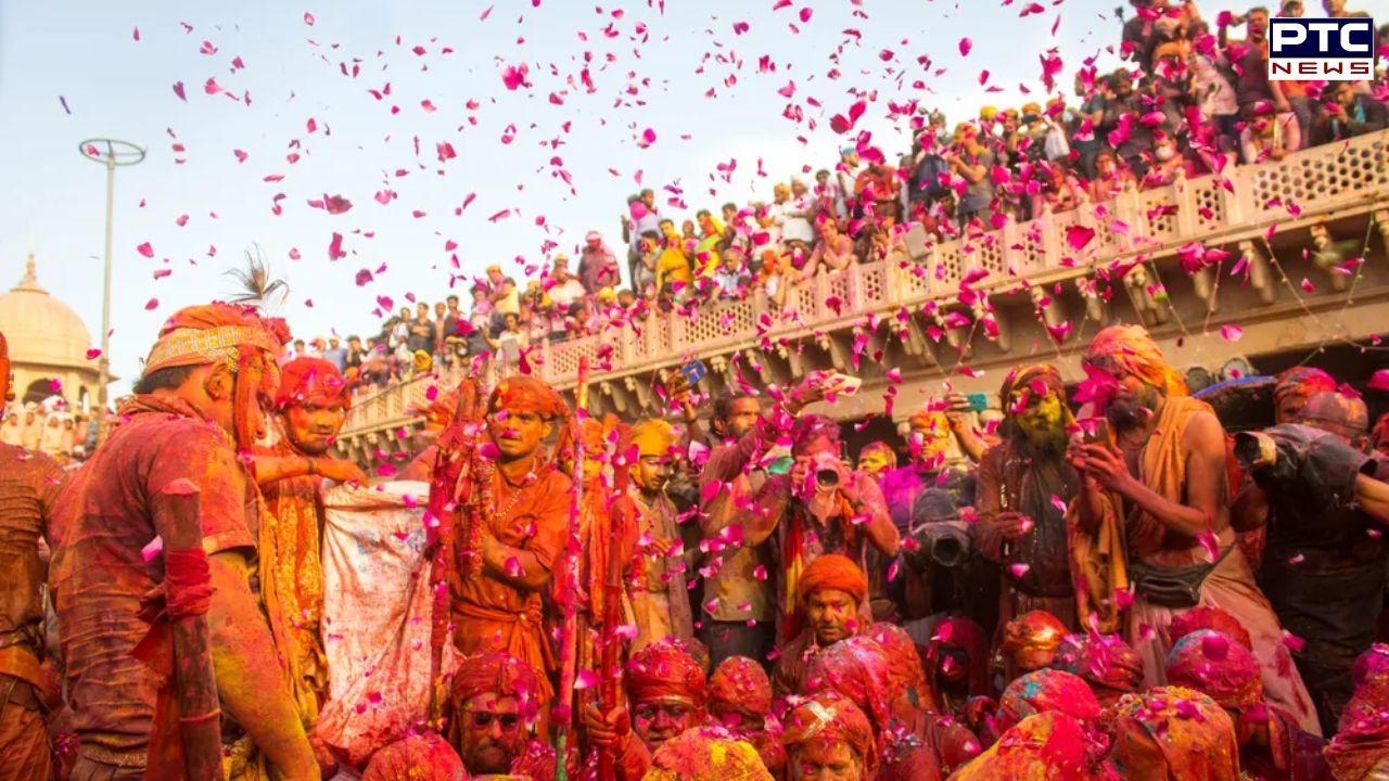 holi colours india