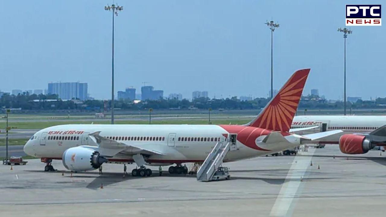 Air India ਦੀ ਇੰਗਲੈਂਡ ਤੋਂ ਦਿੱਲੀ ਫਲਾਈਟ ਨੂੰ ਬੰਬ ਨਾਲ ਉਡਾਉਣ ਦੀ ਧਮਕੀ, ਸਾਊਦੀ ਅਰਬ 'ਚ ਐਮਰਜੈਂਸੀ ਲੈਂਡਿੰਗ