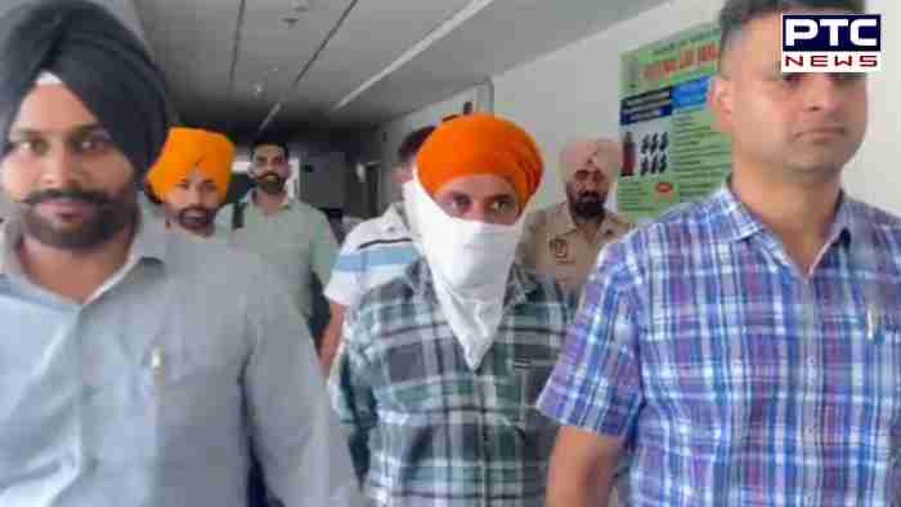 Mohali News : SFJ ਦੇ ਕਾਰਕੁਨ ਰੇਸ਼ਮ ਸਿੰਘ ਨੂੰ ਅਦਾਲਤ ਨੇ 3 ਦਿਨਾਂ ਦੇ ਪੁਲਿਸ ਰਿਮਾਂਡ 'ਤੇ ਭੇਜਿਆ ,ਅੰਬੇਡਕਰ ਦੇ ਬੁੱਤ ਦੀ ਭੰਨ-ਤੋੜ ਕਰਨ ਦਾ ਆਰੋਪ