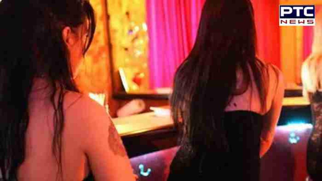 Sex Racket Busted : ਰਾਤ ਦੇ ਹਨੇਰੇ 'ਚ ਹਸਪਤਾਲ 'ਚ ਚੱਲ ਰਿਹਾ ਸੀ ਦੇਹ ਵਪਾਰ ਦਾ ਧੰਦਾ , ਮੌਕੇ ਤੋਂ 2 ਔਰਤਾਂ ਗ੍ਰਿਫ਼ਤਾਰ