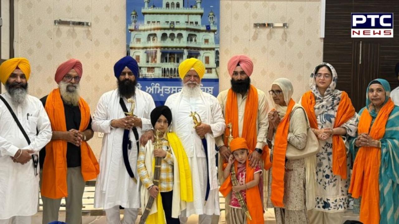Amritsar News : ਰੂਸ ਤੇ ਯੂਰਪ ਦੀ ਸਭ ਤੋਂ ਉੱਚੀ ਚੋਟੀ ਮਾਊਂਟ ਐਲਬ੍ਰਸ ਸਰ ਕਰਨ ਵਾਲੇ 6 ਸਾਲਾ ਤੇਗ਼ਬੀਰ ਸਿੰਘ ਨੂੰ ਸ੍ਰੀ ਅਕਾਲ ਤਖ਼ਤ ਸਾਹਿਬ ਤੋਂ ਸਨਮਾਨ