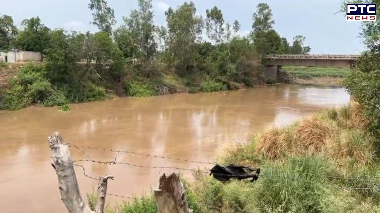 Ghaggar River Water Level : ਸੰਗਰੂਰ ਵਾਲਿਆਂ ਲਈ ਖਤਰੇ ਦੇ ਘੰਟੀ...! ਭਾਰੀ ਮੀਂਹ ਕਾਰਨ ਲਗਾਤਾਰ ਵੱਧ ਰਿਹਾ ਘੱਗਰ ਦਰਿਆ ਦਾ ਪਾਣੀ