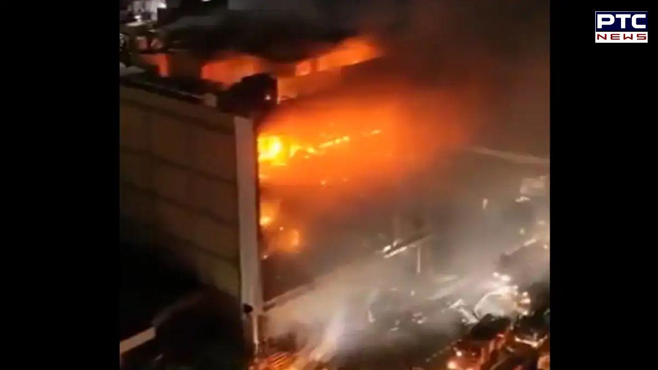 50 killed, several injured as massive fire engulfs shopping mall in Iraq