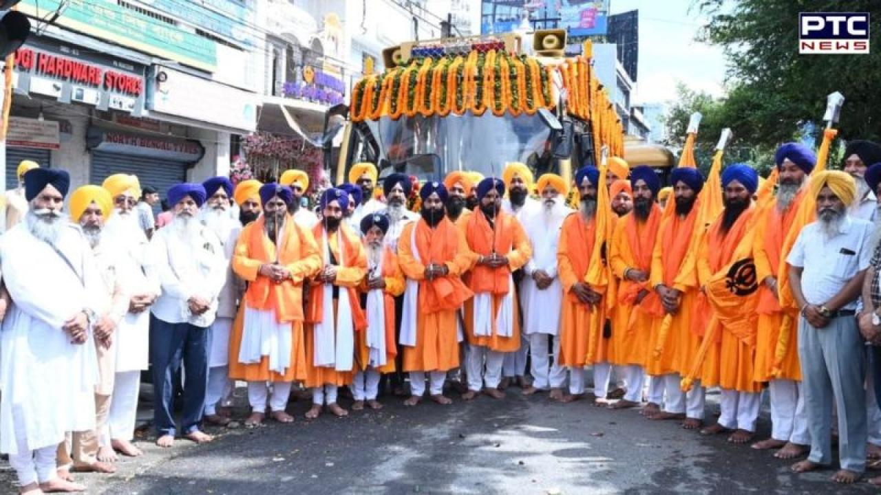 ਸ੍ਰੀ ਗੁਰੂ ਤੇਗ ਬਹਾਦਰ ਸਾਹਿਬ ਦੇ ਸ਼ਹੀਦੀ ਸਾਕੇ ਦੀ 350 ਸਾਲਾ ਸ਼ਤਾਬਦੀ, ਸ਼ਹੀਦੀ ਨਗਰ ਕੀਰਤਨ ਕਲਕੱਤੇ ਤੋਂ ਆਸਨਸੋਲ ਲਈ ਰਵਾਨਾ