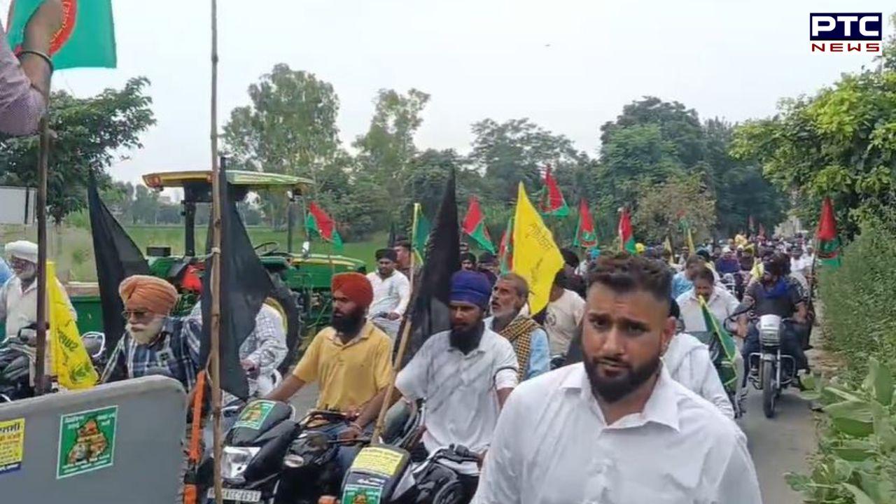 Land Pooling : ਕਿਸਾਨਾਂ ਨੇ ਲੈਂਡ ਪੂਲਿੰਗ ਖਿਲਾਫ਼ ਕੀਤਾ ਮੋਟਰਸਾਈਕਲ ਮਾਰਚ, ਕਿਹਾ - ਨੀਤੀ ਵਾਪਸ ਕਰਵਾ ਕੇ ਰਹਾਂਗੇ