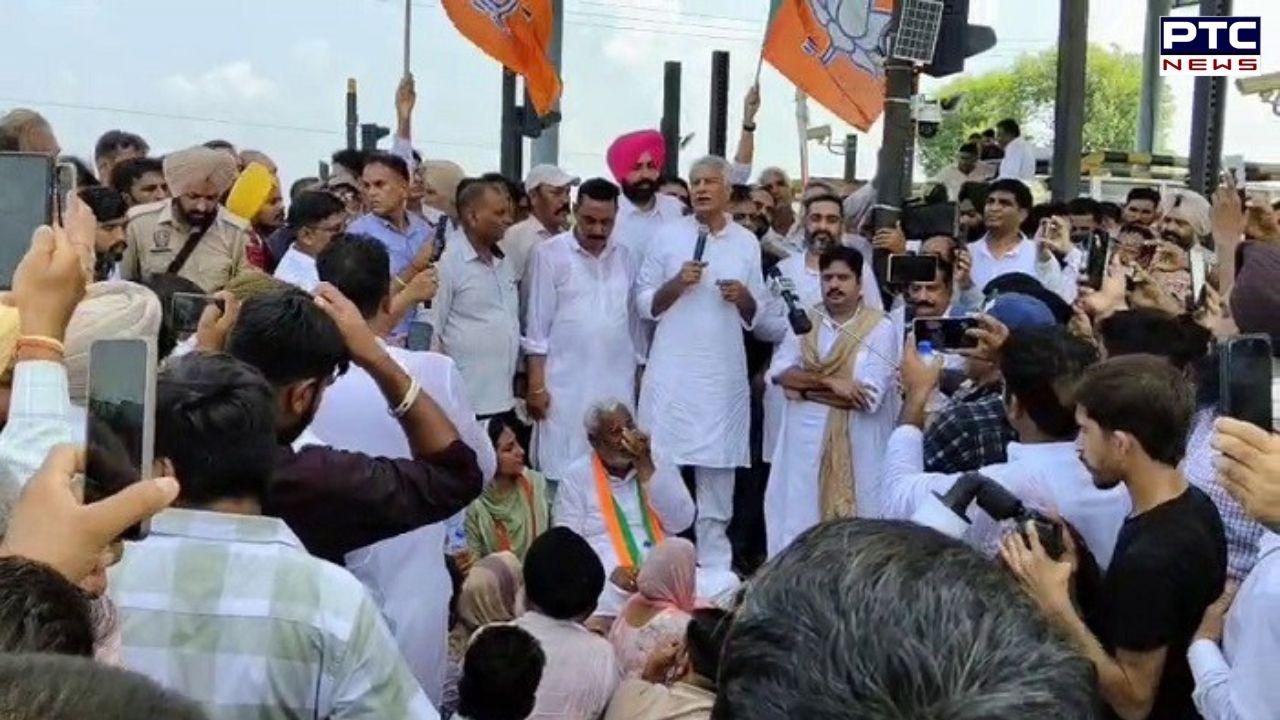 Sewa Camp Case : ਪੰਜਾਬ ਪੁਲਿਸ ਨੇ BJP ਪੰਜਾਬ ਪ੍ਰਧਾਨ ਸੁਨੀਲ ਜਾਖੜ ਨੂੰ ਹਿਰਾਸਤ 'ਚ ਲਿਆ