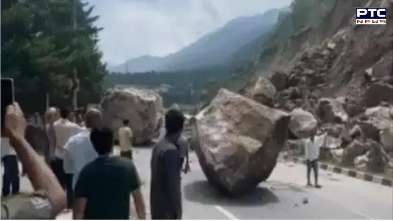 Massive boulders fall on Chandigarh-Manali four-lane; heavy rain warning issued in Himachal