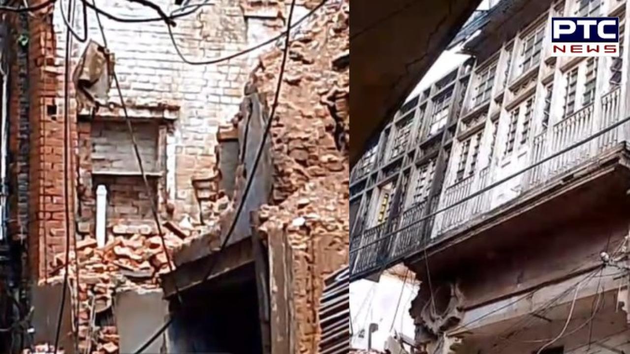 Amritsar 'ਚ ਭਾਰੀ ਮੀਂਹ ਕਾਰਨ ਡਿੱਗੀਆਂ ਤਿੰਨ ਮੰਜ਼ਿਲਾ ਬਿਲਡਿੰਗਾਂ, ਦੇਰ ਰਾਤ ਵਾਪਰੀ ਘਟਨਾ