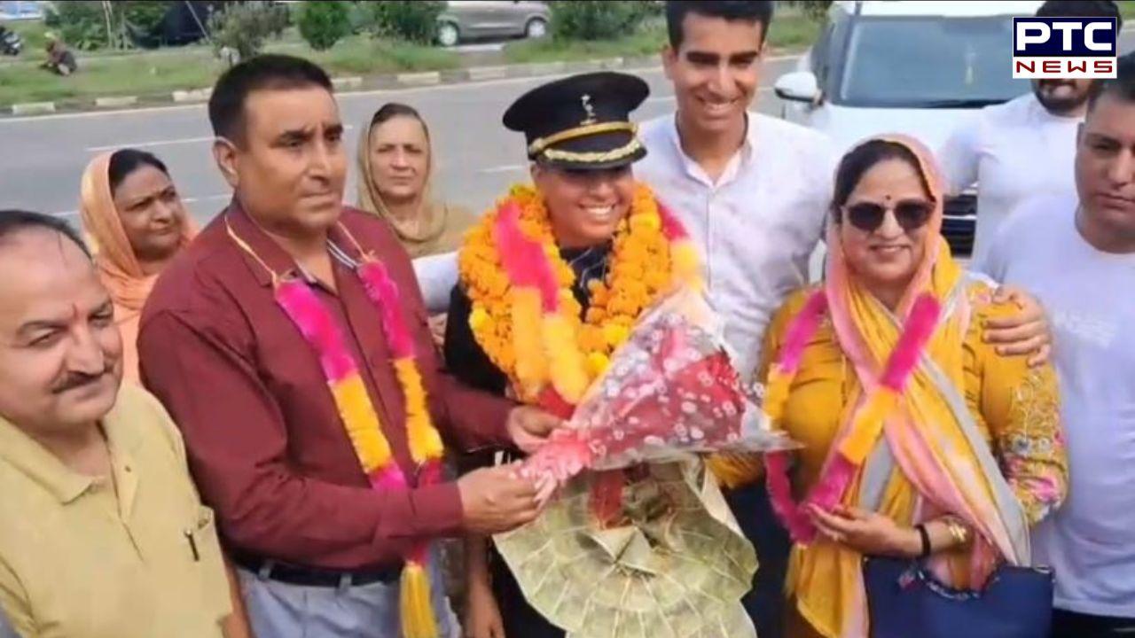 Pathankot News : ਪਠਾਨਕੋਟ ਦੀ ਧੀ ਨੇ ਰੌਸ਼ਨ ਕੀਤਾ ਪੰਜਾਬ ਤੇ ਮਾਪਿਆਂ ਦਾ ਨਾਂਅ, ਭਾਰਤੀ ਫੌਜ 'ਚ ਲੈਫਟੀਨੈਂਟ ਬਣੀ ਤਮੰਨਾ ਸਲਾਰੀਆ
