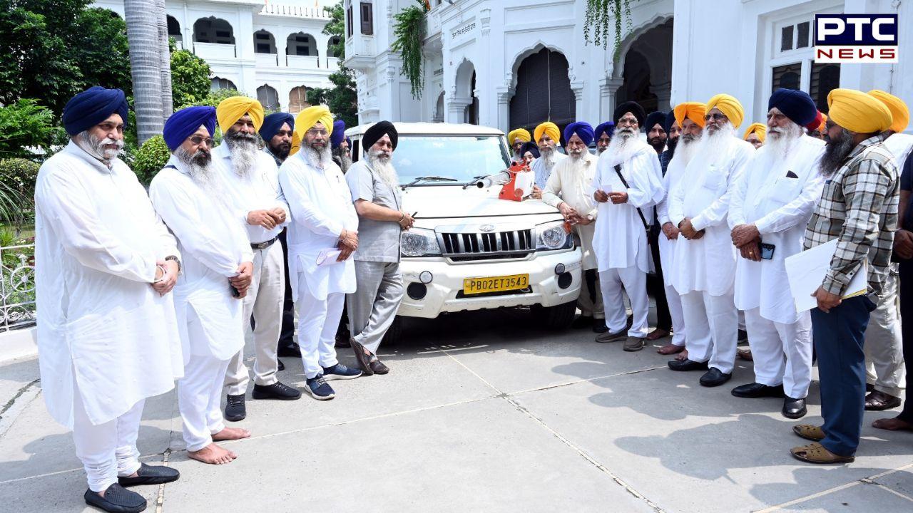 SGPC Flood Relief : ਸ਼੍ਰੋਮਣੀ ਕਮੇਟੀ ਪ੍ਰਧਾਨ ਨੇ ਅਧਿਕਾਰੀਆਂ ਨਾਲ ਮੀਟਿੰਗ ਕਰਕੇ ਹੜ੍ਹਾਂ ਸਬੰਧੀ ਰਾਹਤ ਕਾਰਜਾਂ ਦੀ ਕੀਤੀ ਸਮੀਖਿਆ