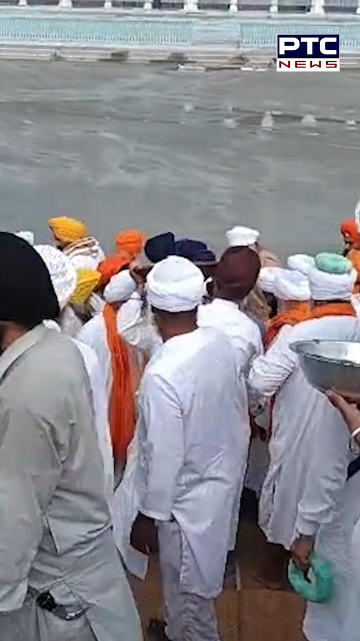 ਤਖ਼ਤ ਸ੍ਰੀ ਕੇਸਗੜ੍ਹ ਸਾਹਿਬ ਵਿਖੇ ਜਥੇਦਾਰ ਕੁਲਦੀਪ ਸਿੰਘ ਗੜਗਜ ਨੇ ਸਰੋਵਰ 'ਚੋਂ ਗਾਰ ਕੱਢਣ ਦੀ ਨਿਭਾਈ ਸੇਵਾ