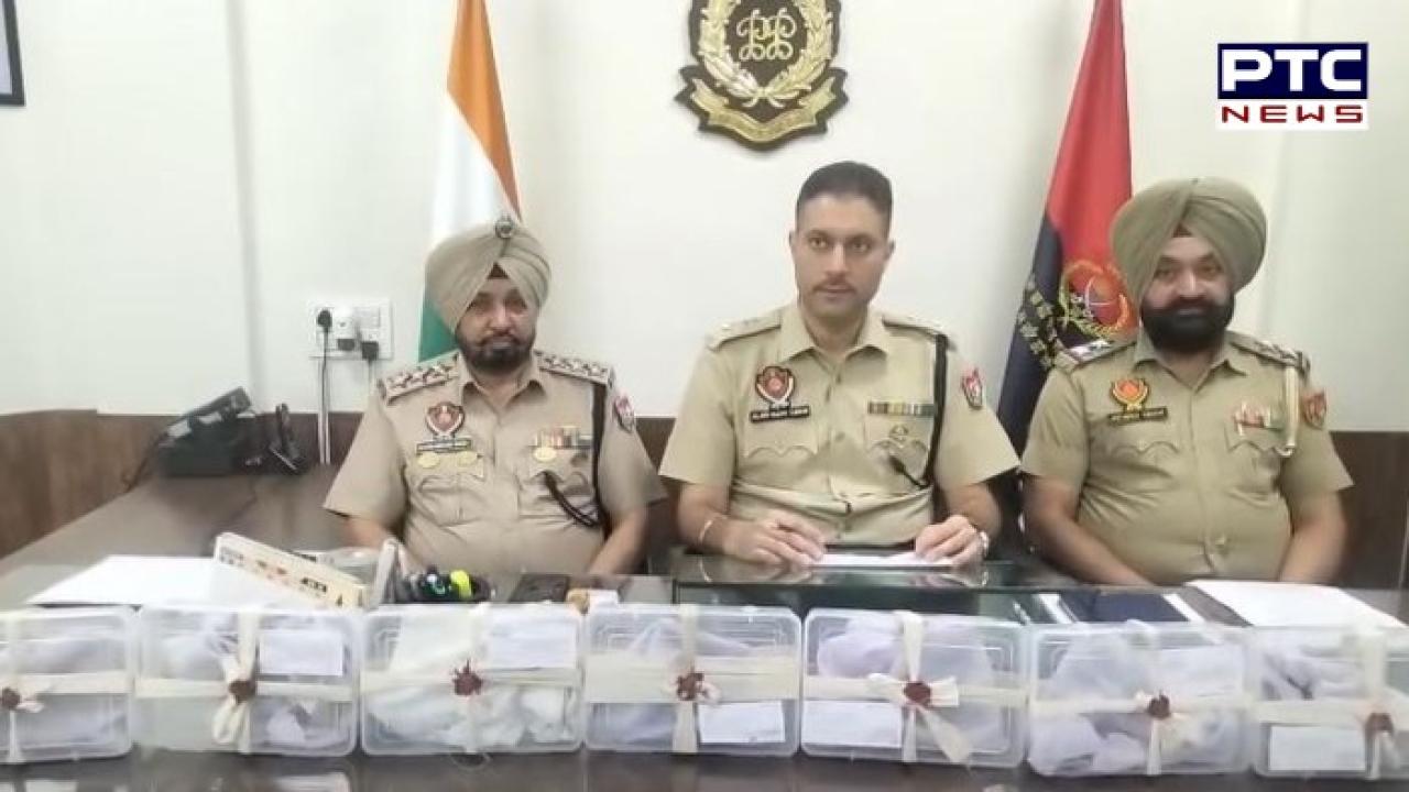 Amritsar ਪੁਲਿਸ ਵੱਲੋਂ ਤਿੰਨ ਮੁਲਜ਼ਮ ਗ੍ਰਿਫ਼ਤਾਰ, ਵੱਡੀ ਮਾਤਰਾ 'ਚ ਹਥਿਆਰ ਅਤੇ ਗੋਲਾ-ਬਾਰੂਦ ਬਰਾਮਦ