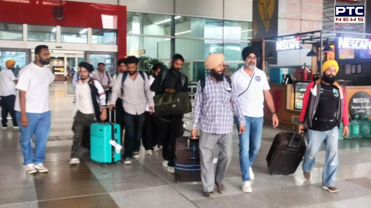 7 Punjabi stranded in Tajikistan : ''ਰੋਜ਼ ਮਿਲਦੀਆਂ ਸੀ ਧਮਕੀਆਂ...'', ਤਜ਼ਾਕਿਸਤਾਨ 'ਚ ਫਸੇ ਪੰਜਾਬੀਆਂ ਦੀ ਹੋਈ ਵਤਨ ਵਾਪਸੀ, ਸੁਣਾਈ ਹੱਡਬੀਤੀ