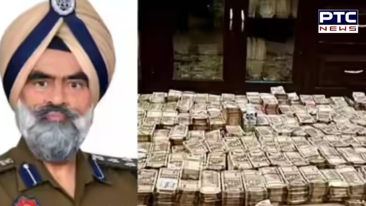 DIG Harcharan Singh Bhullar ਦੇ ਚੰਡੀਗੜ੍ਹ ਘਰੋਂ 7.5 ਕਰੋੜ ਰੁਪਏ , 2.5 ਕਿਲੋ ਸੋਨਾ ਬਰਾਮਦ ਅਤੇ 4 ਹਥਿਆਰ ਵੀ ਜ਼ਬਤ