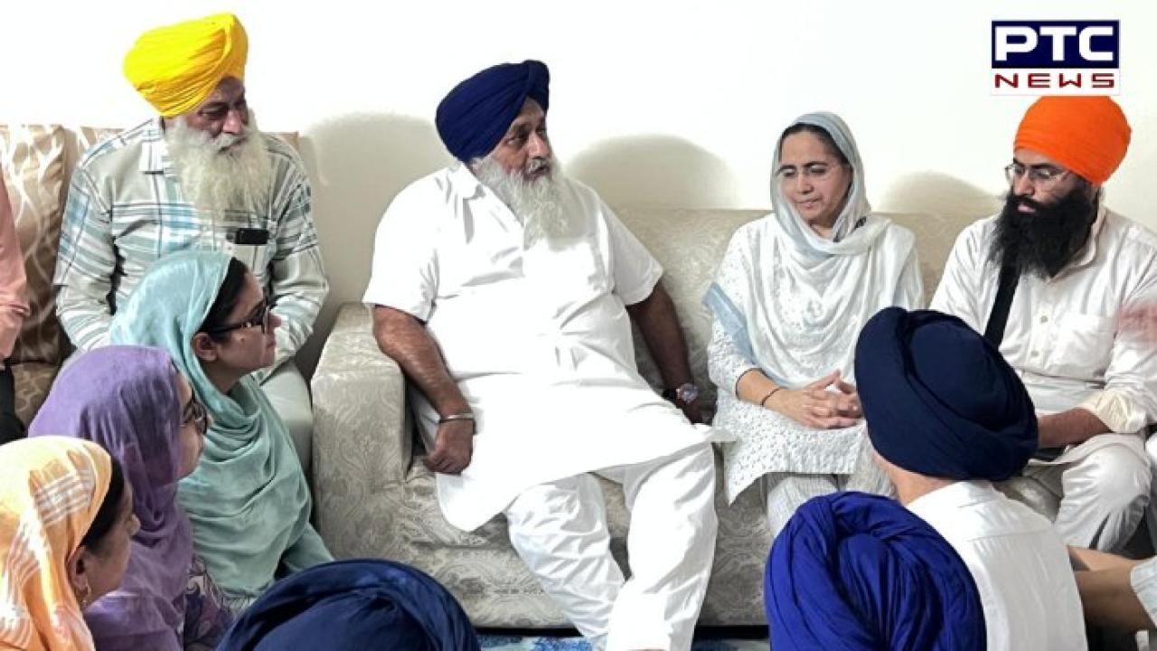SGPC ਮੈਂਬਰ ਭਾਈ ਰਾਮ ਸਿੰਘ ਦੇ ਘਰ ਅਫ਼ਸੋਸ ਕਰਨ ਪਹੁੰਚੇ ਸੁਖਬੀਰ ਸਿੰਘ ਬਾਦਲ ,ਪਰਿਵਾਰ ਨਾਲ ਕੀਤਾ ਦੁੱਖ ਸਾਂਝਾ