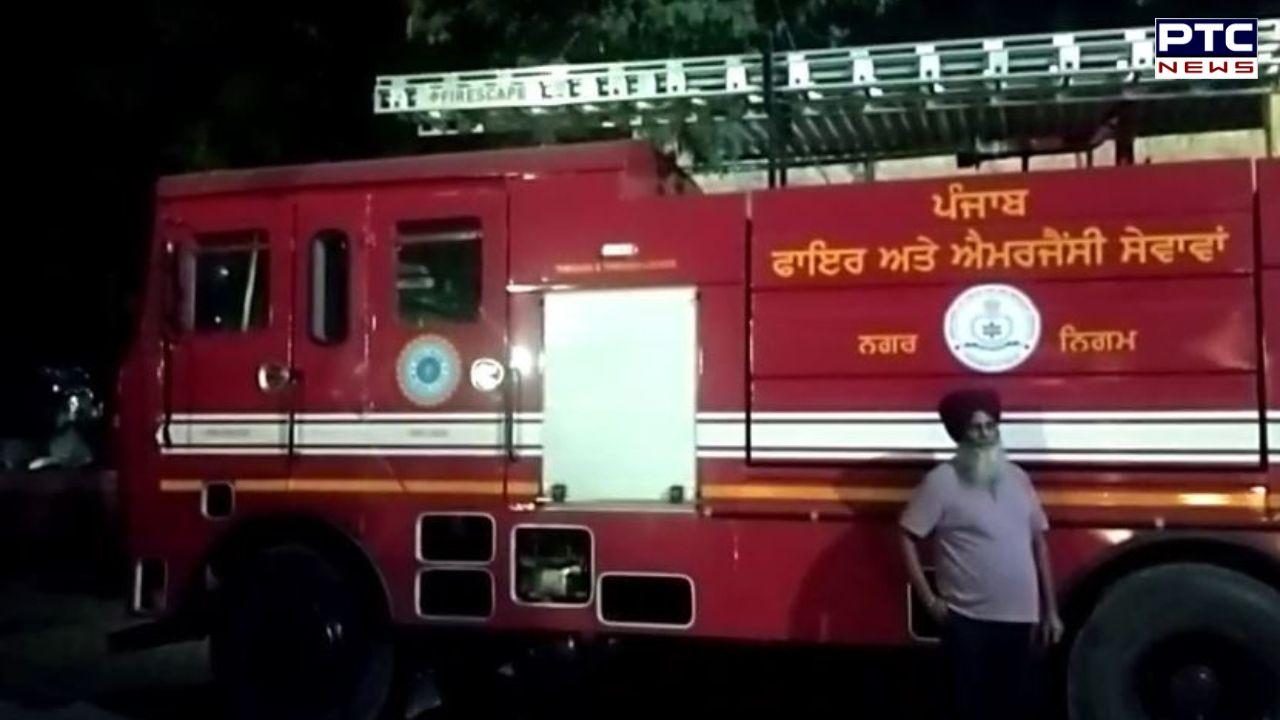 ਰਾਜਪੁਰਾ ਦੇ ਫੋਕਲ ਪੁਆਇੰਟ 'ਚ ਸੂਦ ਪੈਕੇਜ ਫੈਕਟਰੀ ਨੂੰ ਦੇਰ ਰਾਤ ਲੱਗੀ ਭਿਆਨਕ ਅੱਗ, ਲੱਖਾਂ ਦਾ ਹੋਇਆ ਨੁਕਸਾਨ