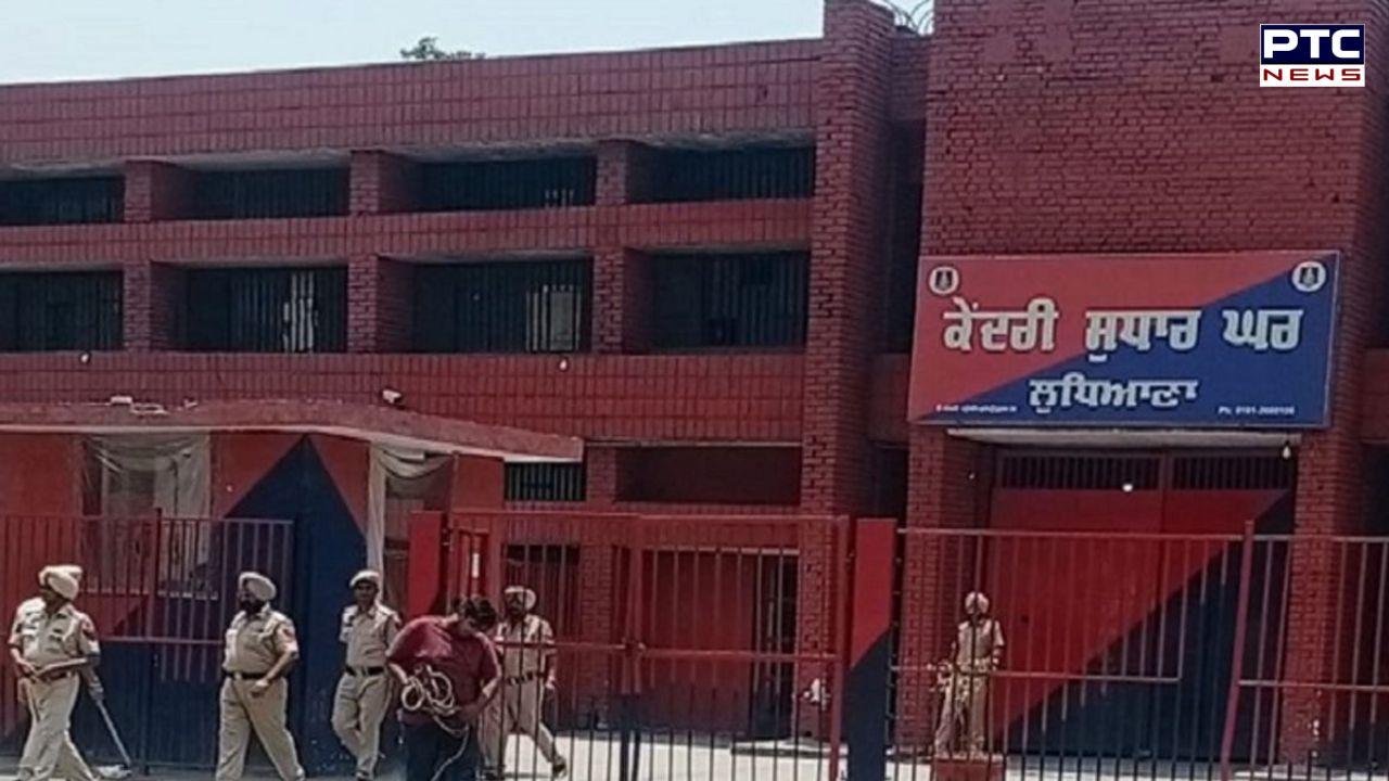 Ludhiana Central Jail : ਲੁਧਿਆਣਾ ਜੇਲ੍ਹ ਦੇ ਸਹਾਇਕ ਸੁਪਰਡੈਂਟ ਸਮੇਤ 2 ਹਵਾਲਾਤੀ ਗ੍ਰਿਫ਼ਤਾਰ, ਜਾਣੋ ਕਿਵੇਂ ਹੋਇਆ ਨਸ਼ੇ ਦਾ ਖੁਲਾਸਾ ?