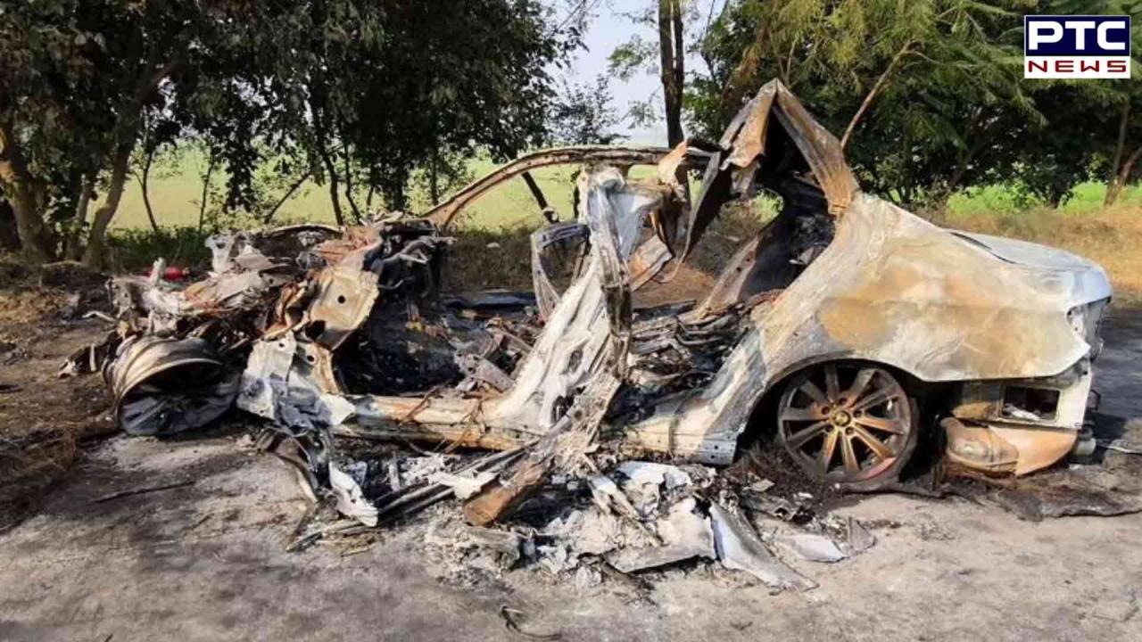 Sangrur News : ਤੇਜ਼ ਰਫ਼ਤਾਰ ਦਾ ਕਹਿਰ, BMW ਕਾਰ 'ਚ ਅੱਗ ਲੱਗਣ ਕਾਰਨ ਦੋ ਨੌਜਵਾਨਾਂ ਦੀ ਮੌਤ, 3 ਜ਼ਖ਼ਮੀ