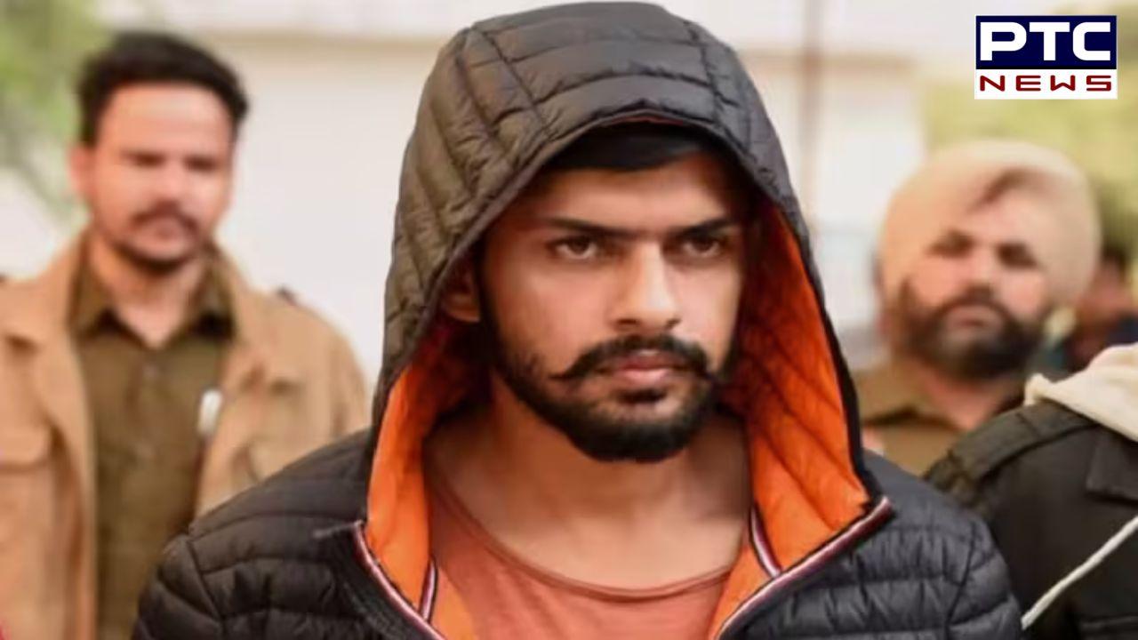 Lawrence Bishnoi Jacket Trend : ਅਚਾਨਕ ਟ੍ਰੈਂਡ ਕਰਨ ਲੱਗੀ ਗੈਂਗਸਟਰ ਲਾਰੈਂਸ ਬਿਸ਼ਨੋਈ ਦੀ ਇਹ ਜੈਕੇਟ, ਕਾਰਨ ਜਾਣ ਹੋ ਜਾਓਗੇ ਹੈਰਾਨ !