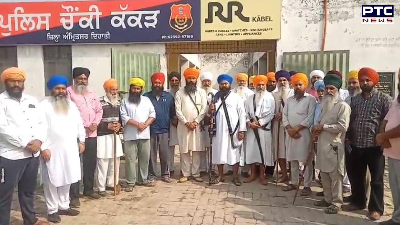 Amritsar News : ਪਿੰਡ ਸ਼ਹੂਰਾ 'ਚ ਸ੍ਰੀ ਗੁਰੂ ਗ੍ਰੰਥ ਸਾਹਿਬ ਦੀ ਬੇਅਦਬੀ ਦੀ ਘਟਨਾ, ਪ੍ਰਵਾਸੀ ਮਜ਼ਦੂਰ ਗ੍ਰਿਫ਼ਤਾਰ