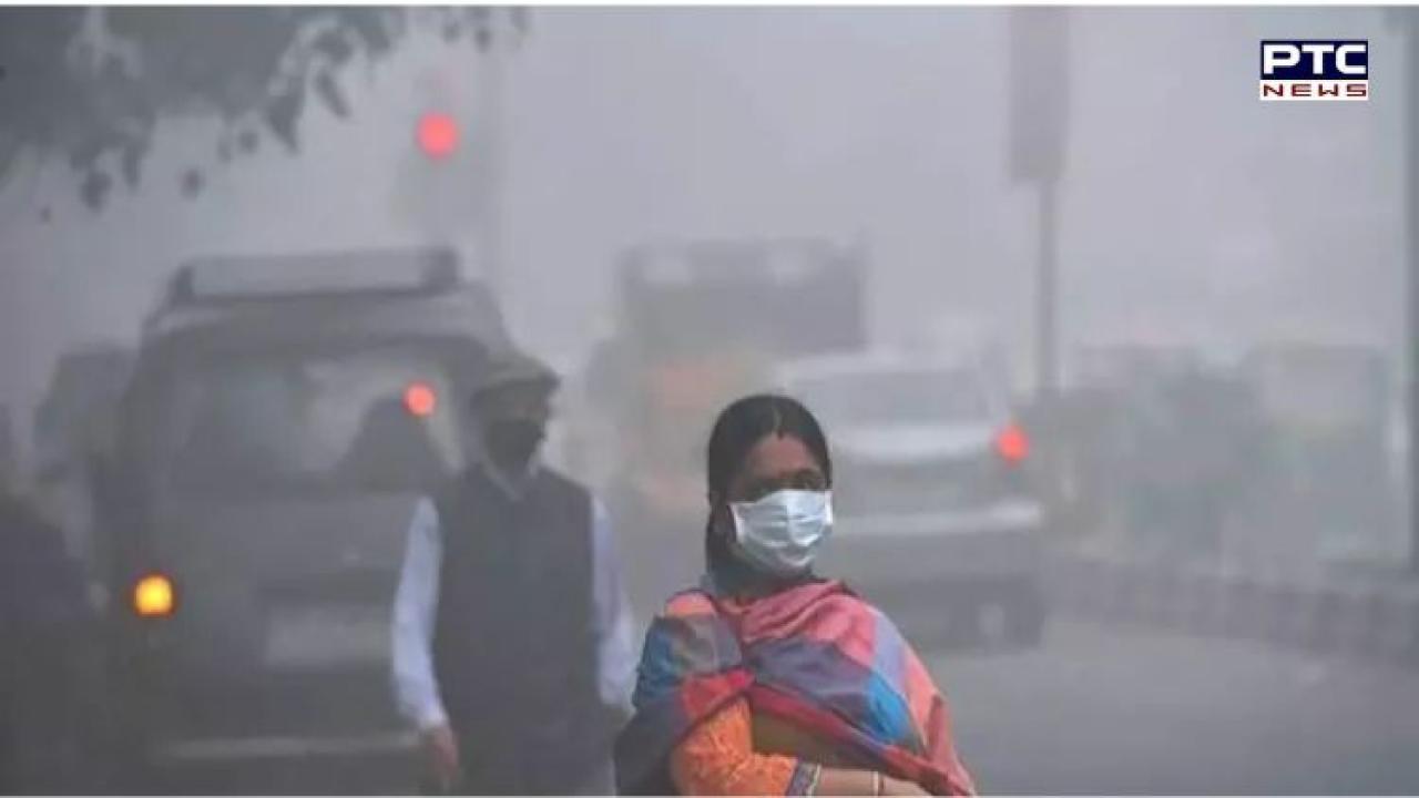 'Wearing masks not enough': SC raises alarm over Delhi’s ‘severe’ air pollution, urges lawyers to attend hearings virtually