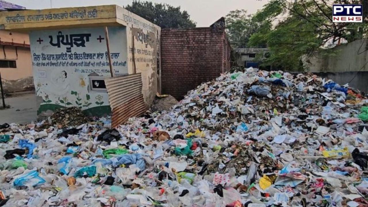 CM City ਸੰਗਰੂਰ ਦੇ Civil Hospital ਨੂੰ ਖੁਦ ਬਿਮਾਰੀਆਂ ਨੇ ਘੇਰਿਆ ! ਕੂੜੇ ਦੇ ਲੱਗੇ ਢੇਰ, ਵੇਖੋ ਵੀਡੀਓ