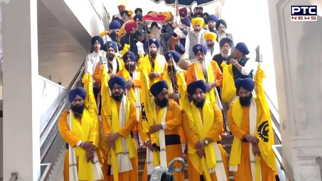 Sri Guru Tegh Bahadur ji : ਗੁ: ਮਟਨ ਸਹਿਬ ਤੋਂ ਰਵਾਨਾ ਨਗਰ ਕੀਰਤਨ ਡੇਰਾ ਬਾਬਾ ਬਲਵੰਤ ਸਿੰਘ ਪੁੱਜਣ ਉਪਰੰਤ ਅਗਲੇ ਪੜਾਅ ਲਈ ਰਵਾਨਾ