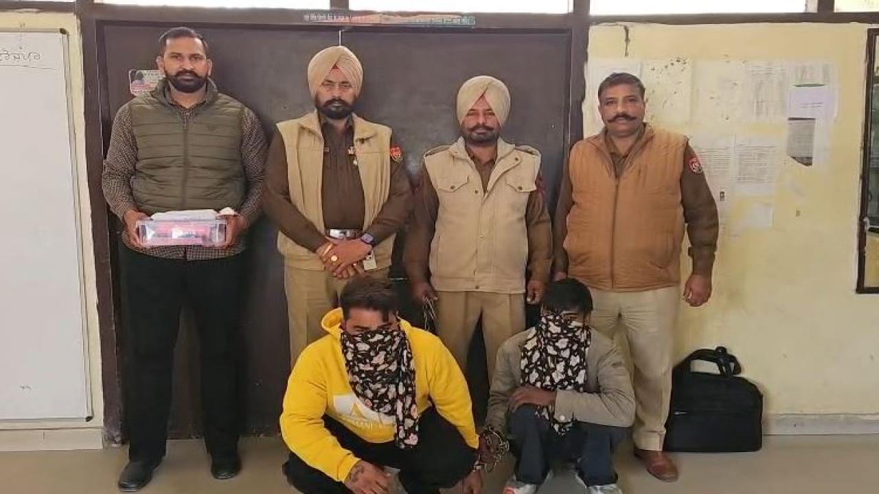 Ferozepur Civil Hospital : ਫਿਰੋਜ਼ਪੁਰ ਹਸਪਤਾਲ 'ਚ ਭੰਨਤੋੜ ਮਾਮਲੇ 'ਚ ਪੁਲਿਸ ਨੂੰ ਵੱਡੀ ਸਫਲਤਾ, ਹਿਸਟਰੀ ਸ਼ੀਟਰ ਨੂੰ ਅਸਲੇ ਤੇ ਨਸ਼ੇ ਸਣੇ ਕੀਤਾ ਕਾਬੂ