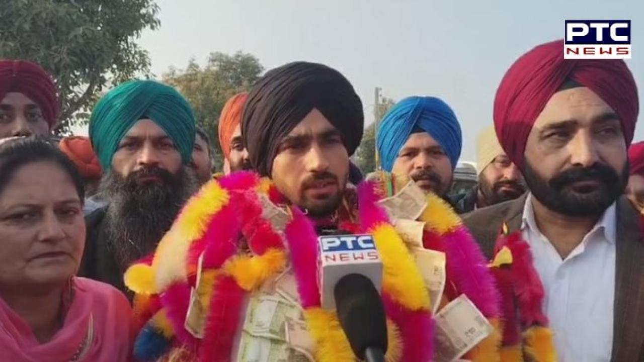 Taran Taran News : ਭਾਰਤੀ ਜੂਨੀਅਰ ਹਾਕੀ ਟੀਮ ਦੇ ਖਿਡਾਰੀ ਮਨਮੀਤ ਸਿੰਘ ਖਹਿਰਾ ਦਾ ਜੱਦੀ ਪਿੰਡ ਪੁੱਜਣ 'ਤੇ ਪਿੰਡ ਵਾਸੀਆਂ ਨੇ ਕੀਤਾ ਸਵਾਗਤ