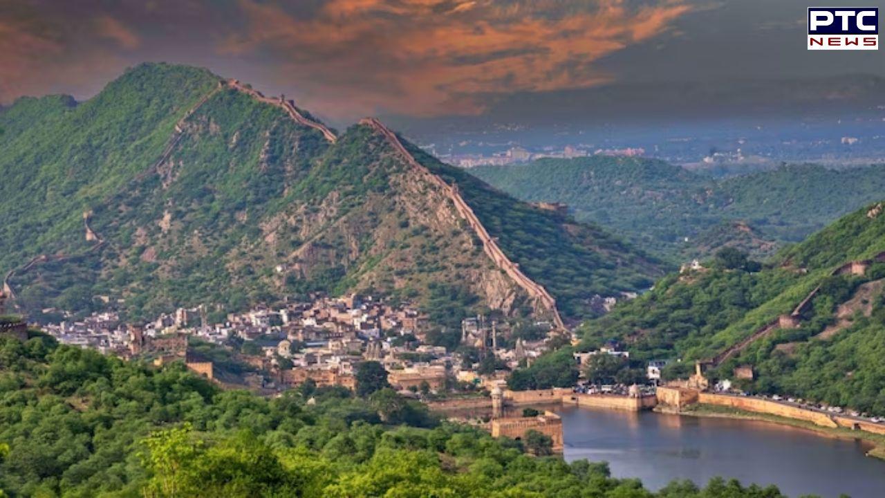 Supreme Court 'puts in abeyance' Aravalli Hills definition order, seeks response from Centre