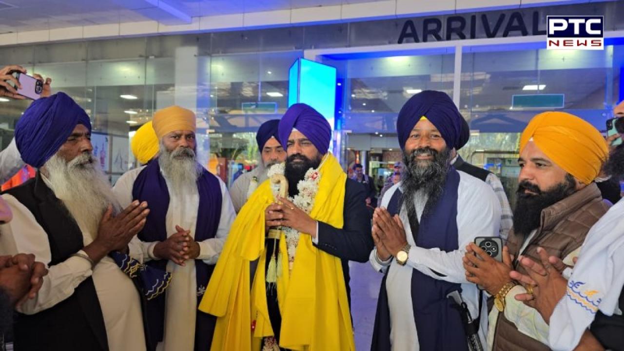 Sri Amritsar News : ਅੱਜ ਤੋਂ 2 ਦਿਨ ਦੇ ਸ਼ਿਲੌਂਗ ਦੌਰੇ 'ਤੇ ਜਥੇਦਾਰ ਗਿਆਨੀ ਕੁਲਦੀਪ ਸਿੰਘ ਗੜਗੱਜ , 350 ਸਾਲਾ ਸ਼ਹੀਦੀ ਸ਼ਤਾਬਦੀ ਦੇ ਸਮਾਗਮ 'ਚ ਕਰਨਗੇ ਸ਼ਮੂਲੀਅਤ