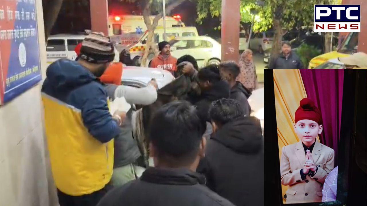 Amritsar ’ਚ ਵਾਪਰਿਆ ਵੱਡਾ ਹਾਦਸਾ, ਸਵਾਰੀਆਂ ਨਾਲ ਭਰੀ ਪ੍ਰਾਈਵੇਟ ਬੱਸ ਟਿੱਪਰ ਨਾਲ ਟਕਰਾਈ, ਬੱਚੇ ਸਣੇ 2 ਦੀ ਮੌਤ