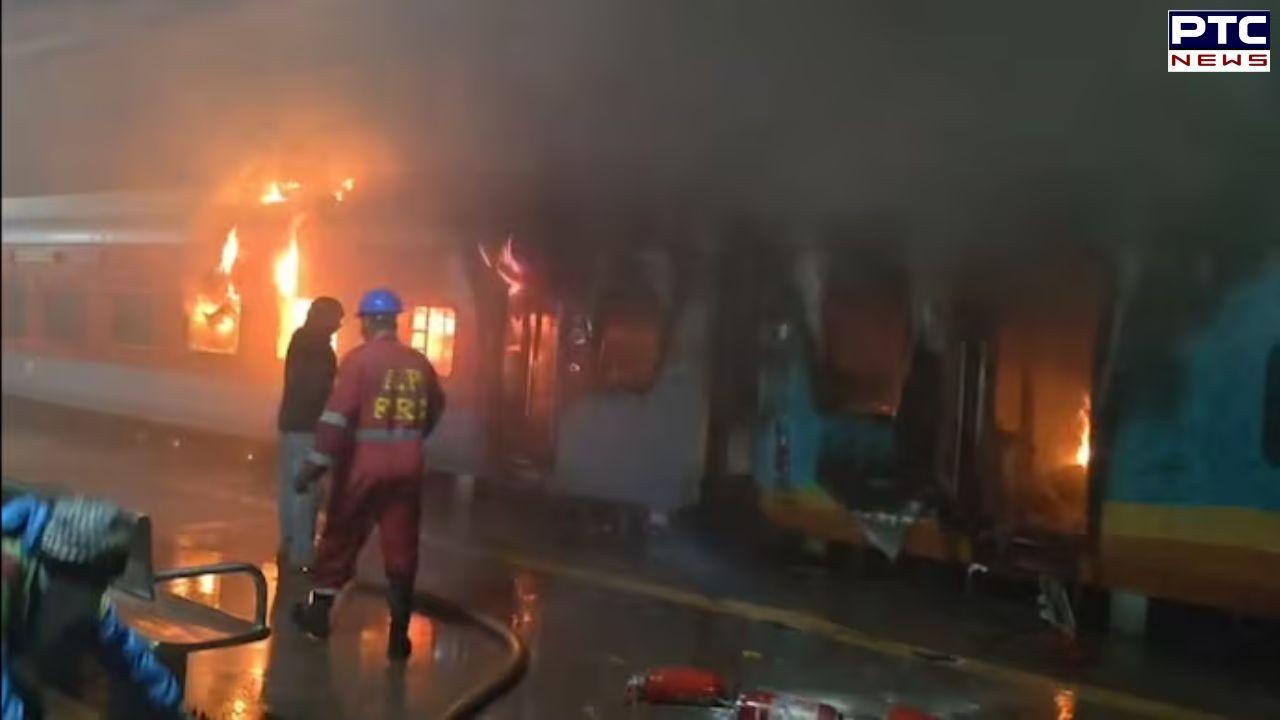 Andhra train fire: One dead as two coaches carrying 158 passengers catch fire