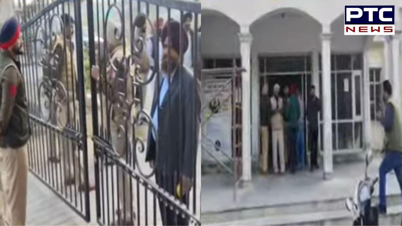 Nabha  ਦੀ ਤਹਿਸੀਲ ਕੰਪਲੈਕਸ ’ਚੋਂ ਕਾਂਗਰਸੀ ਉਮੀਦਵਾਰ ਦੀ ਖੋਹੀ ਗਈ ਫਾਈਲ,  ਪੁਲਿਸ ਪ੍ਰਸ਼ਾਸਨ ਦੇ ਪ੍ਰਬੰਧਾਂ ’ਤੇ ਉੱਠੇ ਵੱਡੇ ਸਵਾਲ