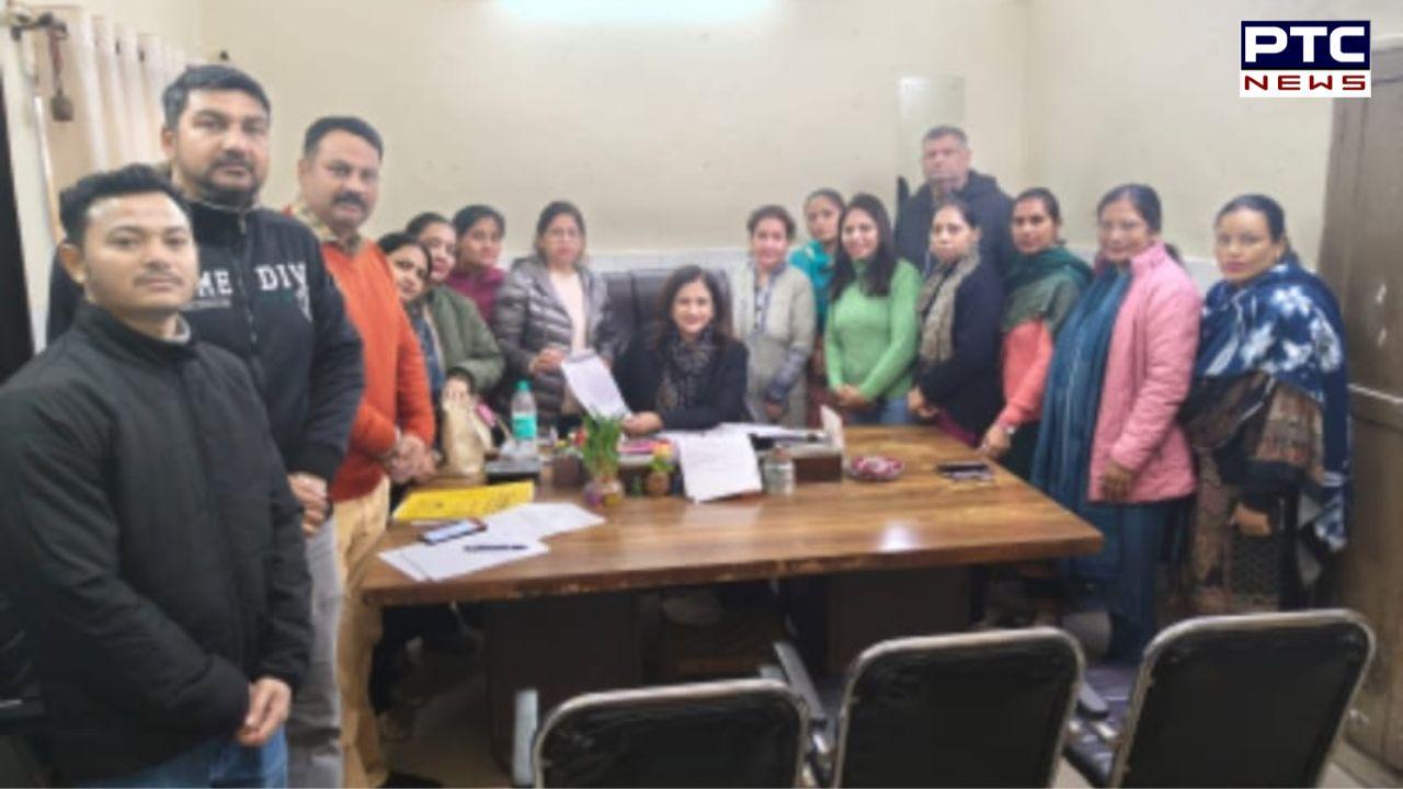 Punjab Health Department : 2 ਮਹੀਨਿਆਂ ਤੋਂ ਤਨਖਾਹਾਂ ਨੂੰ ਤਰਸੇ NHM ਮੁਲਾਜ਼ਮ, ਕਲਮਛੋੜ ਹੜਤਾਲ ਕੀਤੀ ਸ਼ੁਰੂ