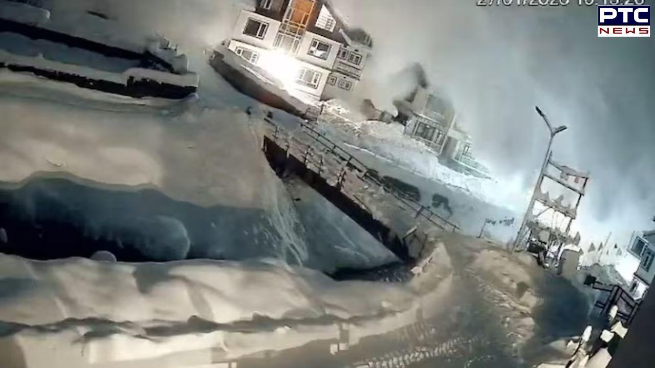 Massive avalanche hits tourist resort in Jammu and Kashmir's Sonamarg, no casualties reported
