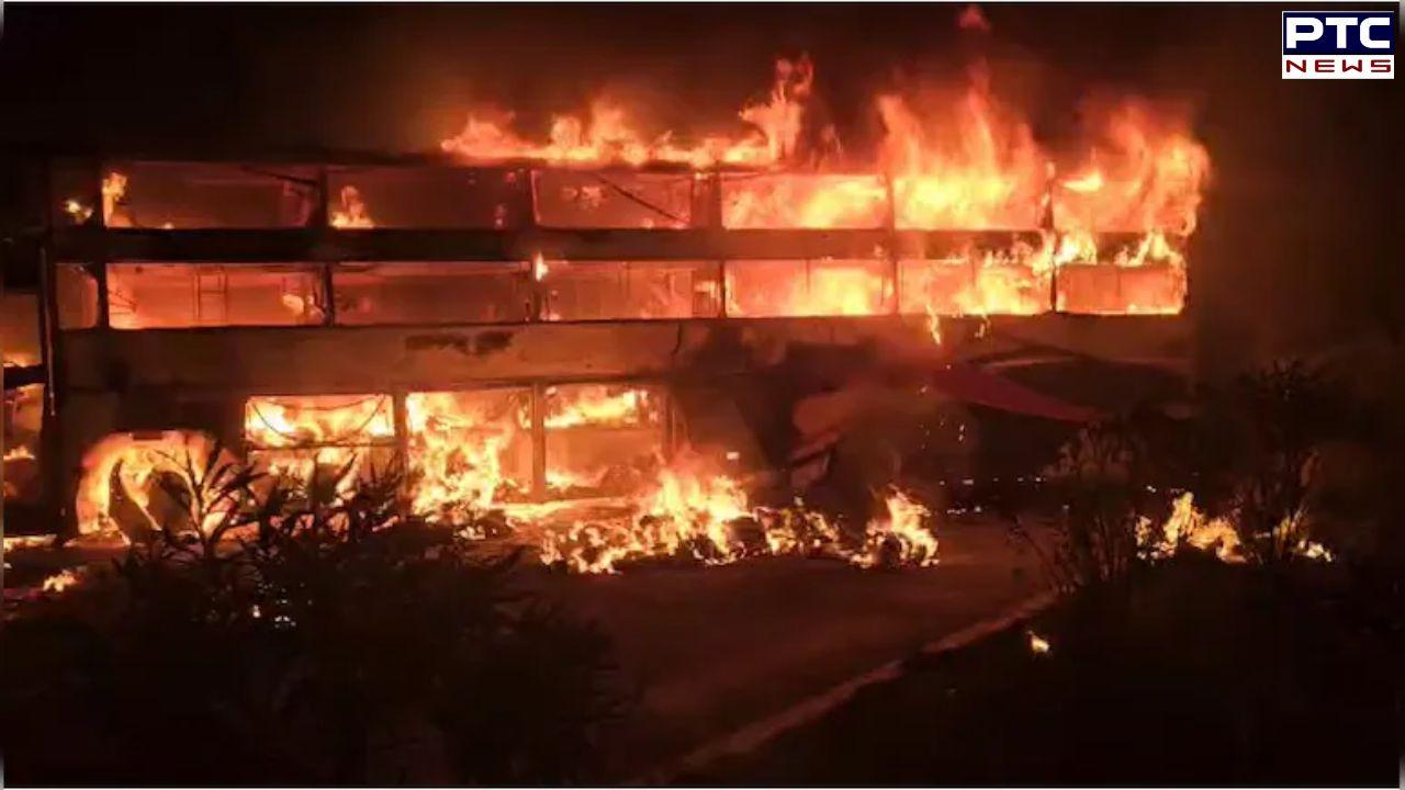 Andhra Pradesh Bus Fire : ਆਂਧਰਾ ਪ੍ਰਦੇਸ਼ ’ਚ ਟਰੱਕ ਤੇ ਬੱਸ ਵਿਚਾਲੇ ਹੋਈ ਭਿਆਨਕ ਟੱਕਰ, ਤਿੰਨ ਲੋਕ ਜ਼ਿੰਦਾ ਸੜੇ