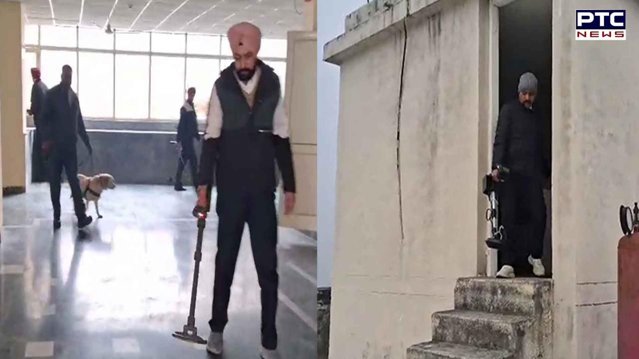 DC Office Bomb Threat : ਸ਼੍ਰੀ ਮੁਕਤਸਰ ਸਾਹਿਬ ਅਤੇ ਗੁਰਦਾਸਪੁਰ ਦੇ DC ਦਫ਼ਤਰਾਂ ਨੂੰ ਬੰਬ ਨਾਲ ਉਡਾਉਣ ਦੀ ਧਮਕੀ, ਹੜਕੰਪ, ਖਾਲੀ ਕਰਵਾਏ ਕੰਪਲੈਕਸ