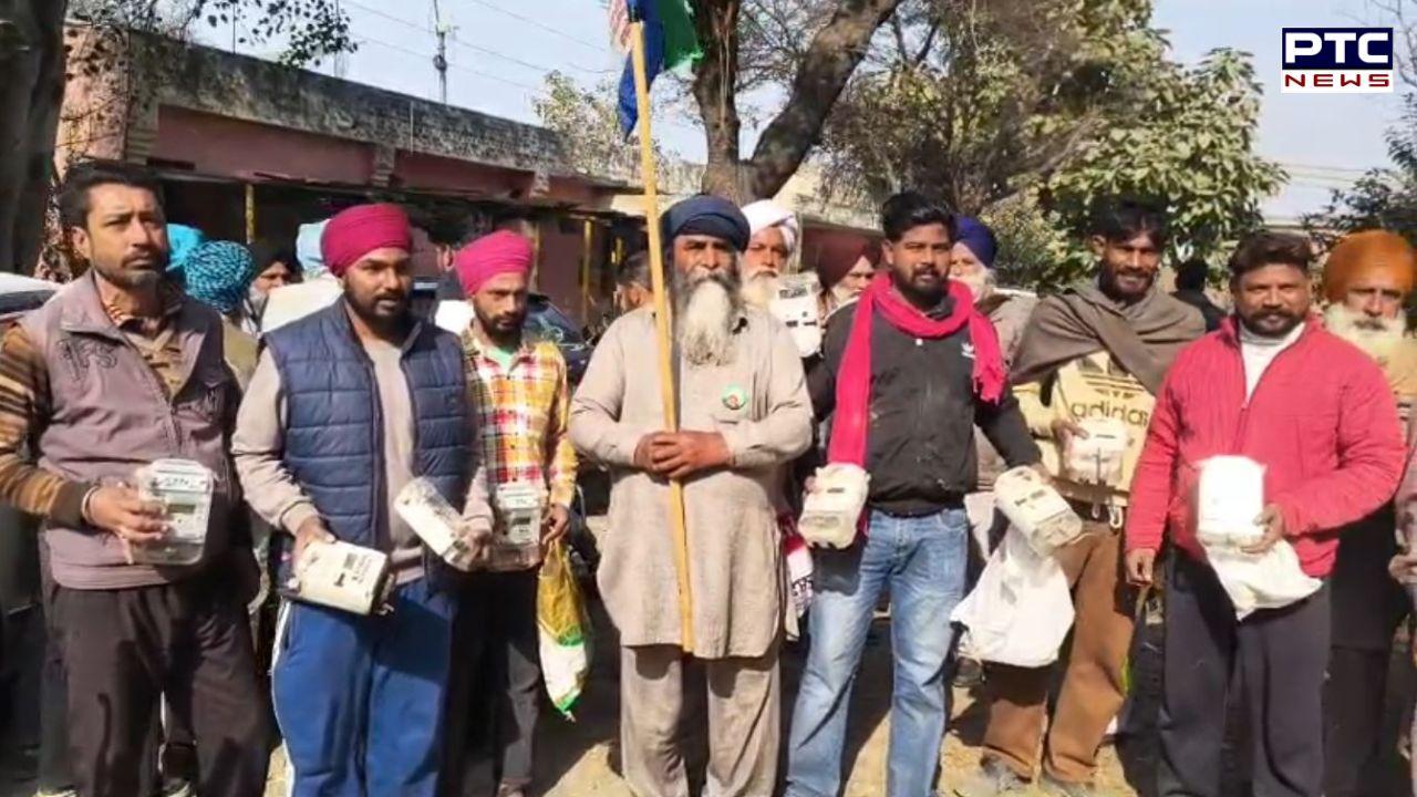 Amritsar : ਕਿਸਾਨ-ਮਜਦੂਰਾਂ ਵੱਲੋਂ ਸਮਾਰਟ ਮੀਟਰਾਂ ਖ਼ਿਲਾਫ਼ ਤਿੱਖਾ ਵਿਰੋਧ, ਪਿੰਡਾਂ 'ਚ ਮੀਟਰ ਪੁੱਟ ਕੇ ਬਿਜਲੀ ਘਰਾਂ ’ਚ ਜਮ੍ਹਾਂ ਕਰਵਾਏ